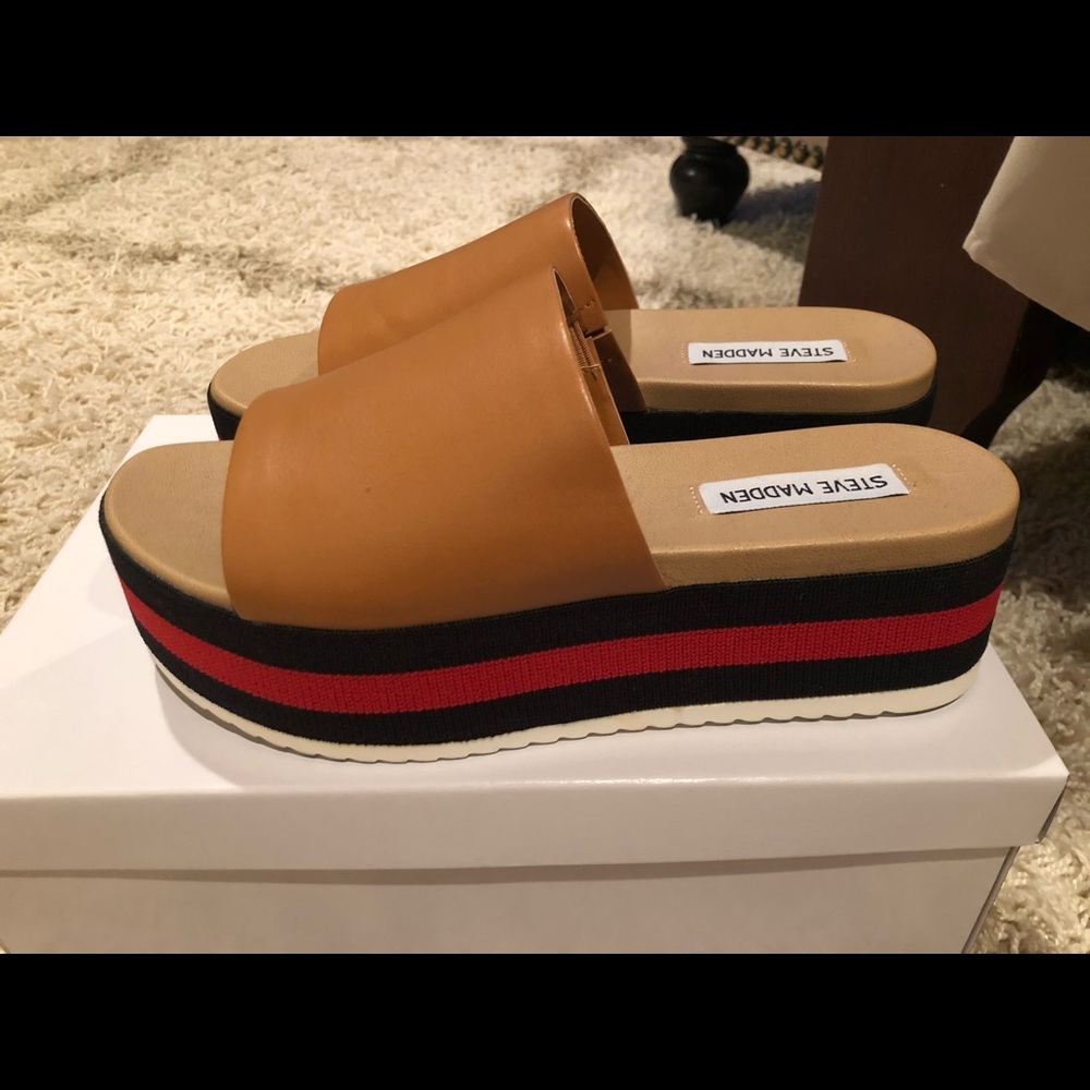 Steve Madden Abstract Sandal